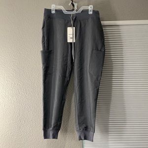 Petite Medium Mandala Womens Jogger Scrubs.